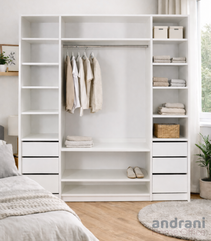 Armadio 3 sezioni e cassetti