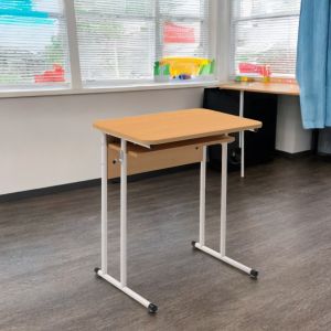 Banco scolastico individuale con profilo rotondo, regolabile